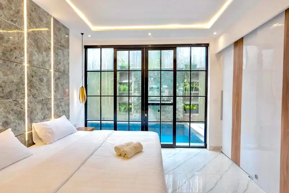 Cozy Seminyak Loft 360 Villa