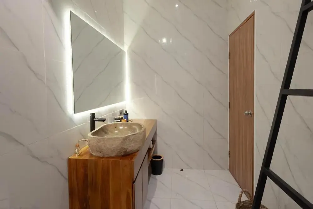 Cozy Seminyak Loft 360 Villa Indonesia